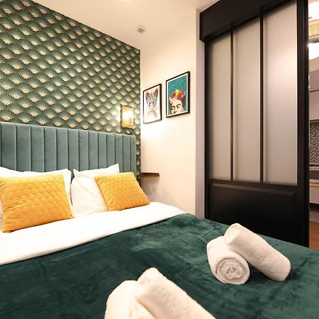 Cute In Ile Saint Louis Apartment